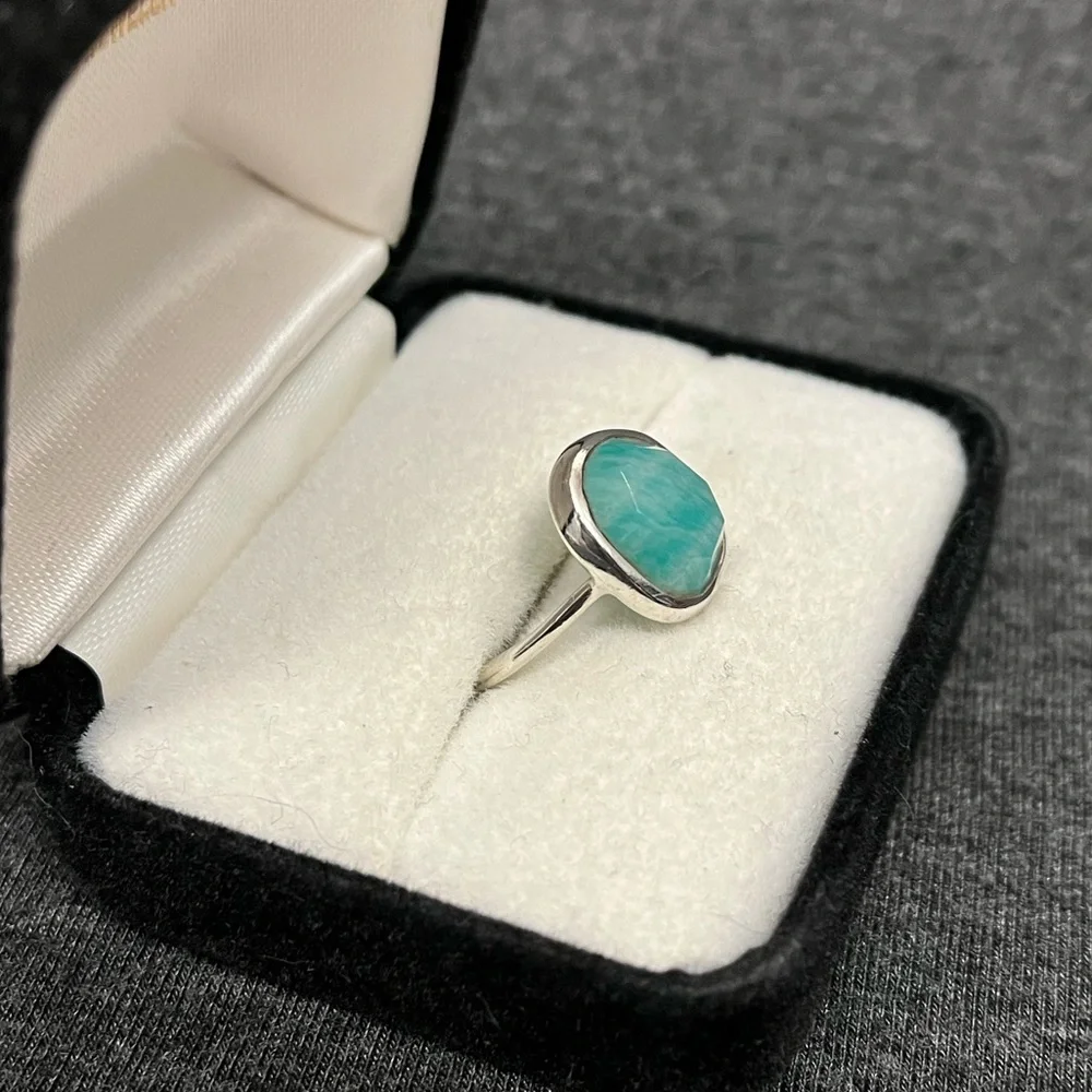 Monica Vinader Medium Stacking Ring - Picture 7 of 9
